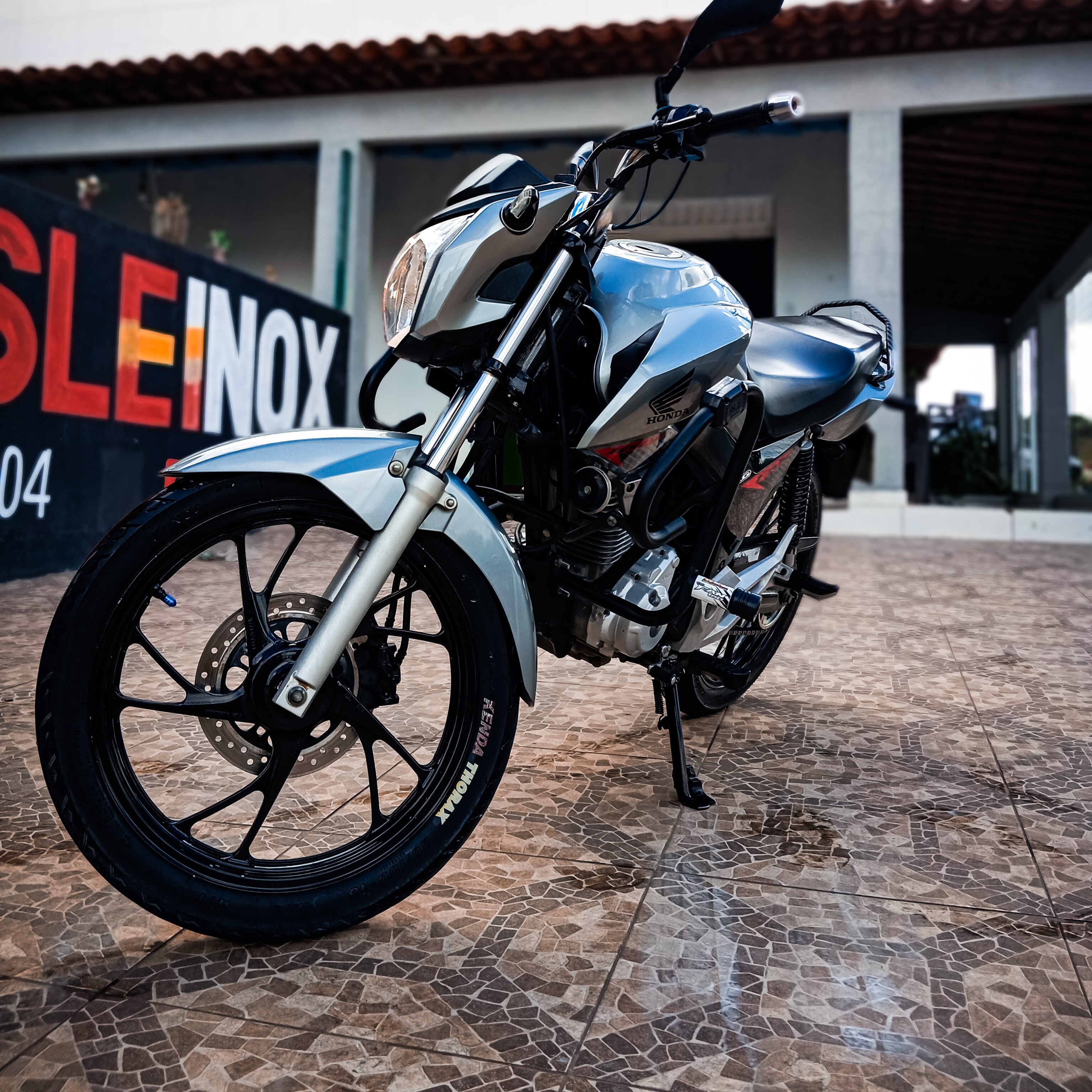Moto até 300cc