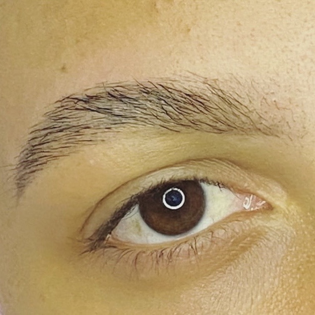 Design de sobrancelha