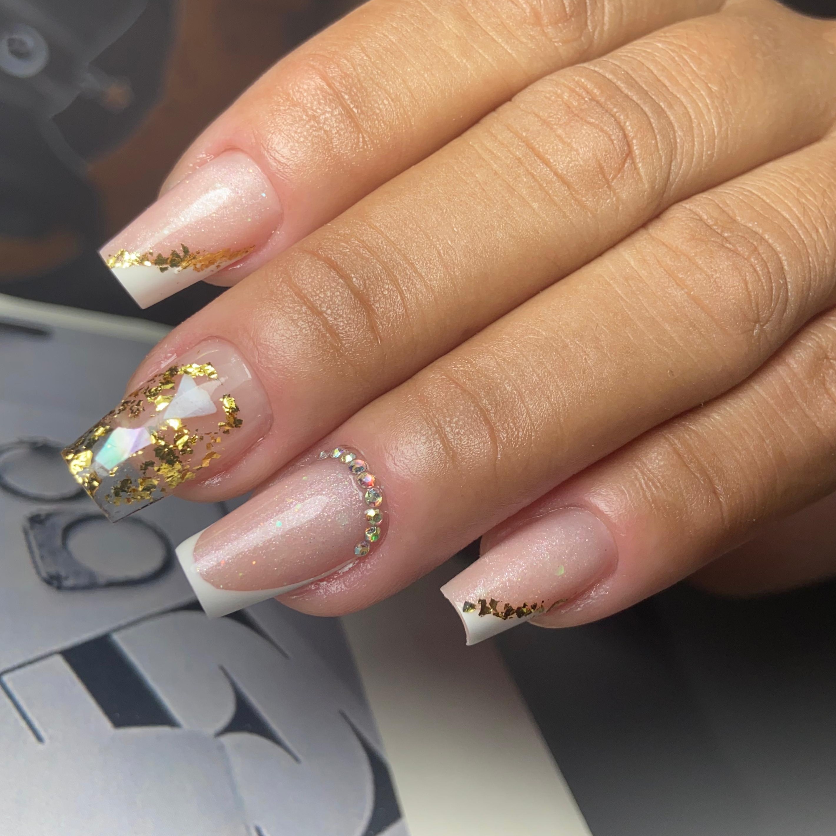 alongamento de unhas/ decoração encapsulada