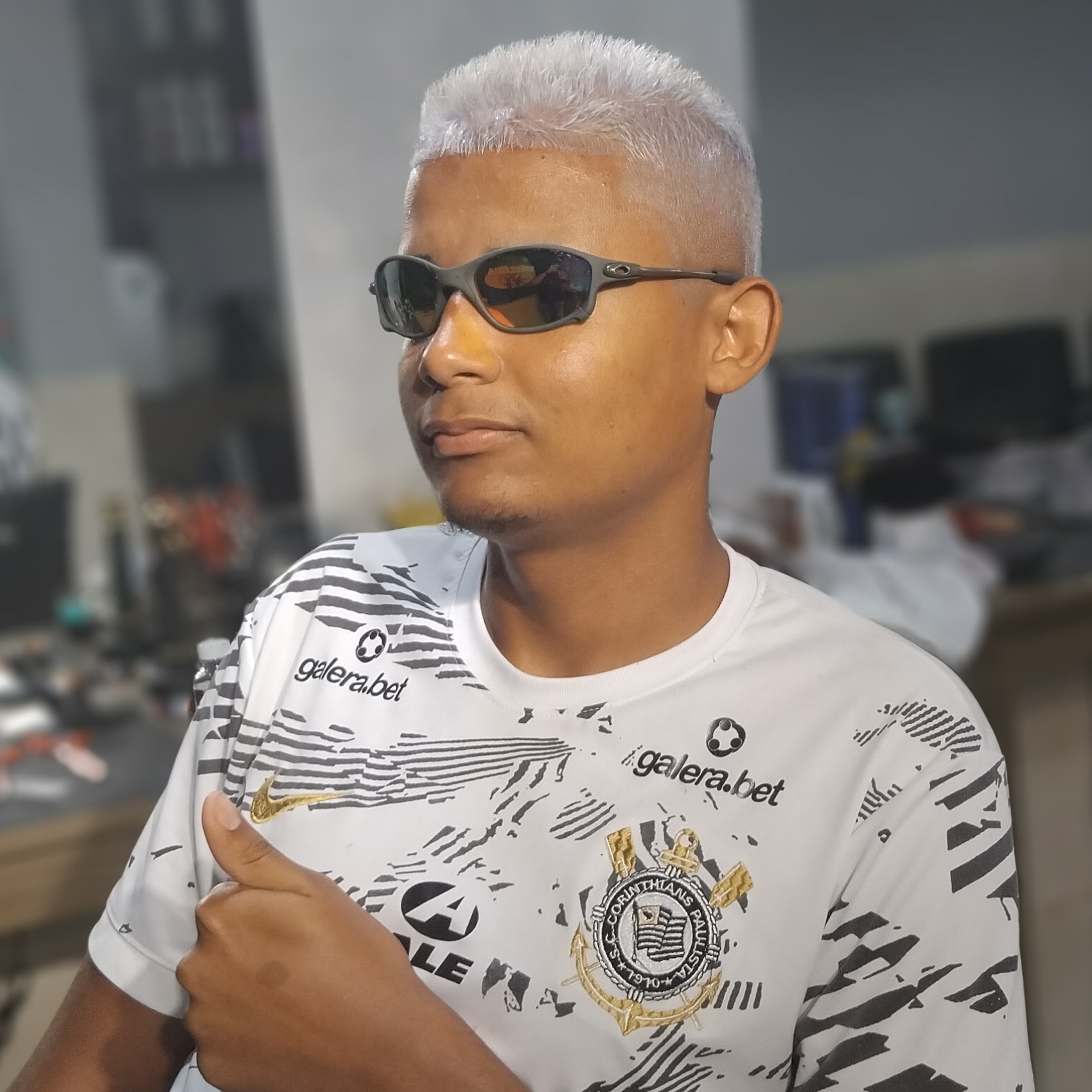 (COMBO) Cabelo+Platinado+Sombrancelha