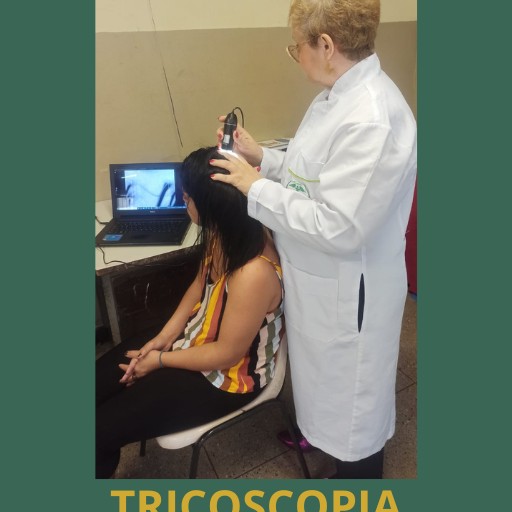 Primeira Consulta com Avaliação e Exame de Tricoscópio (Inclui análise clínica e necessidade de trazer hemograma completo)