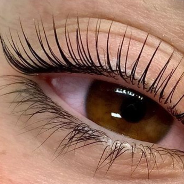 Lash lifting