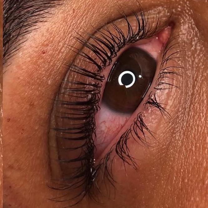 Lash Lifting