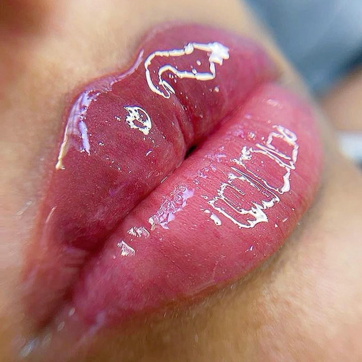 Glow Lips