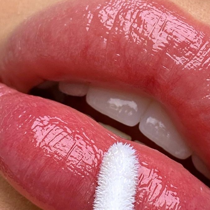 Hydra Gloss Lips