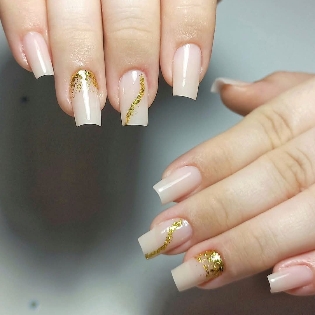Alongamento em gel Quadrado
