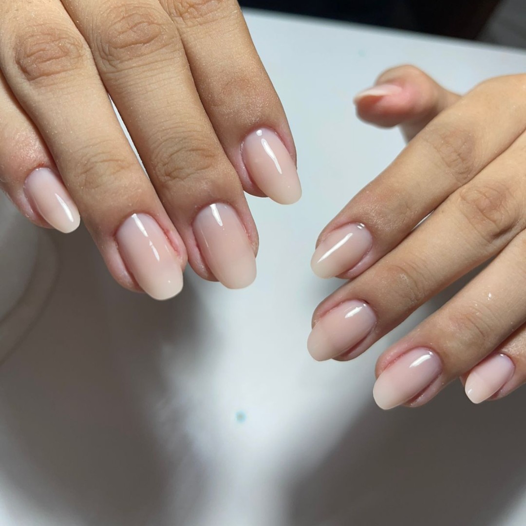 Alongamento em gel Almond