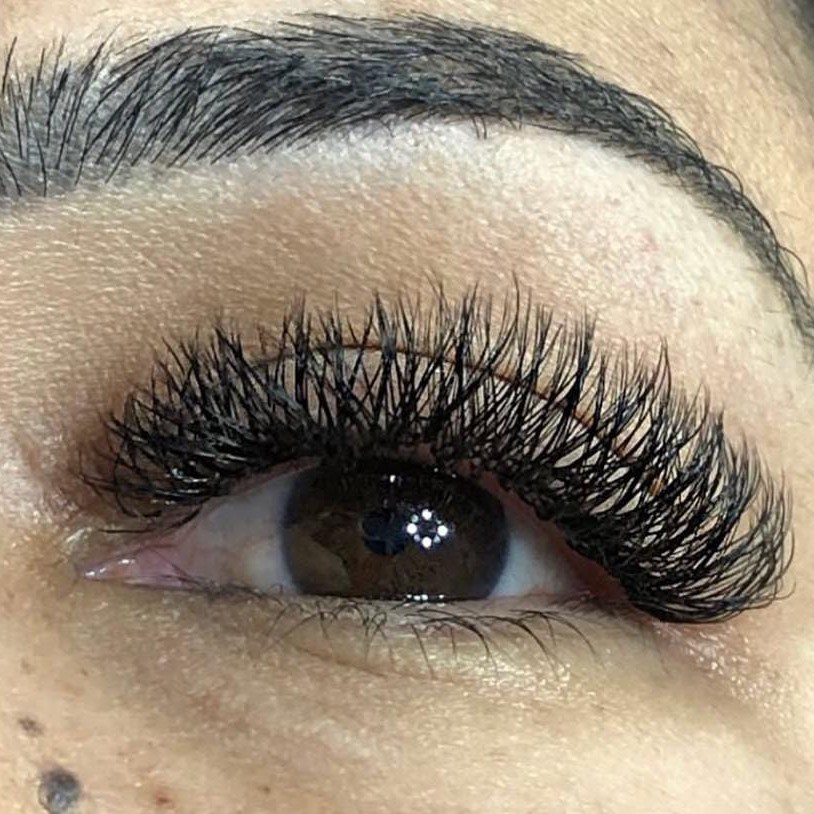 Extensão de cílios Volume brasileiro