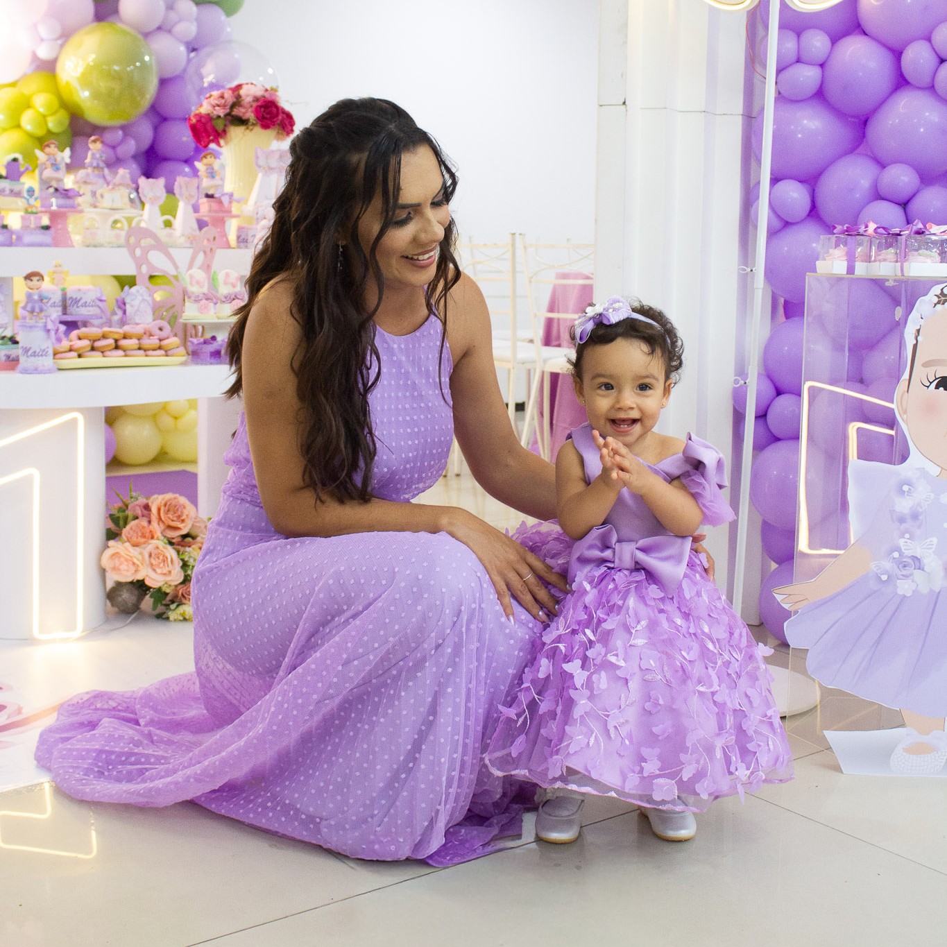 Cobertura fotográfica aniversário infantil pacote LUXO inclui: cobertura completa no evento/ link para download de 70 fotos digitais/ Álbum personalizado + 20 fotos reveladas Tam 15x21/ 1 pequeno vídeo Maker dos melhores momentos/ 2 horas e meia de evento