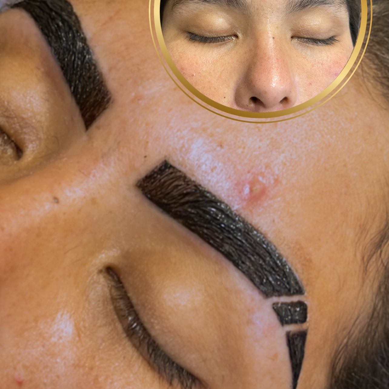 risquinho na sobrancelha