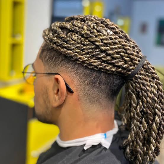 Twist Masculino meio da costa (meia cabeça)