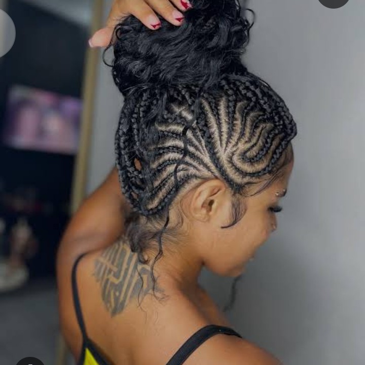 5- Moicano braids/ mohawk braids com cachos