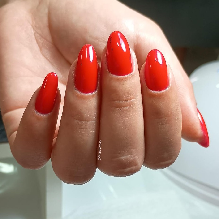Esmaltação em gel Mãos