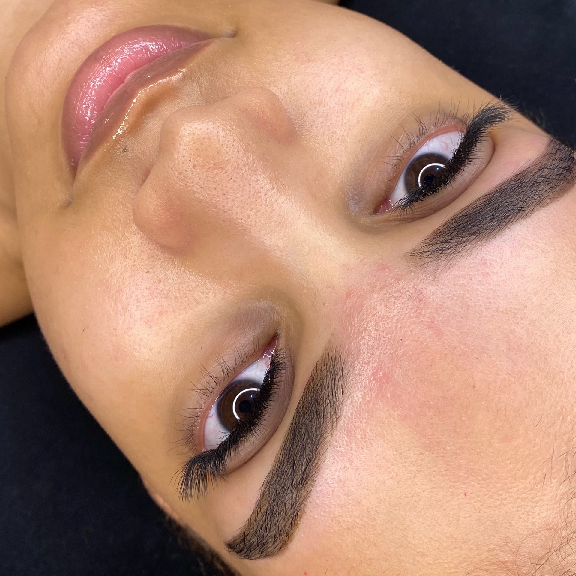 Extensão de cílios efeito Fox