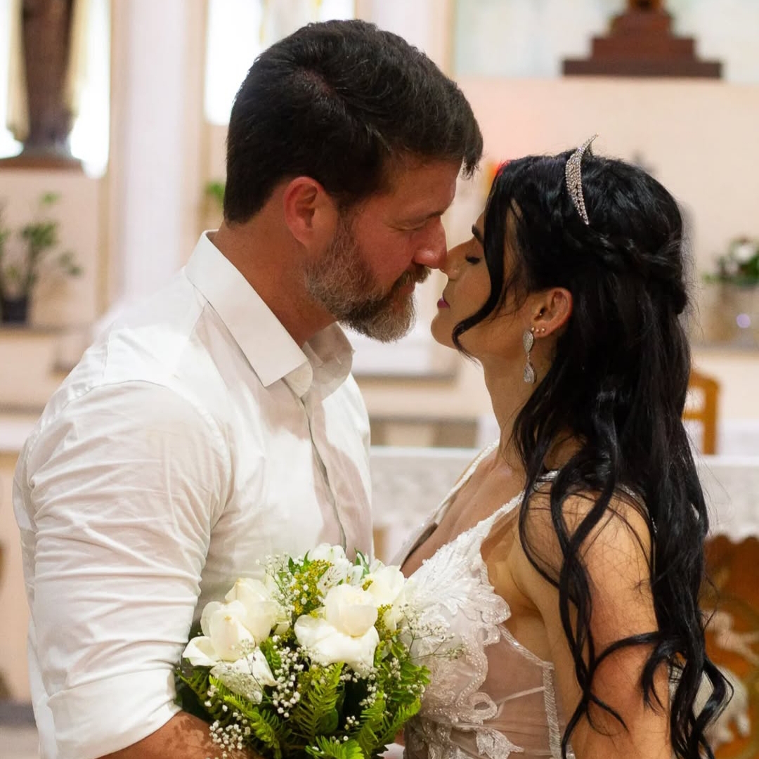 Casamento Cerimônia pacote inclui: Cobertura fotográfica completa na cerimônia / link para download de 100 fotos digitais / 2 Vídeos Maker + 3 vídeos momento  / fico até finalizar a cerimônia