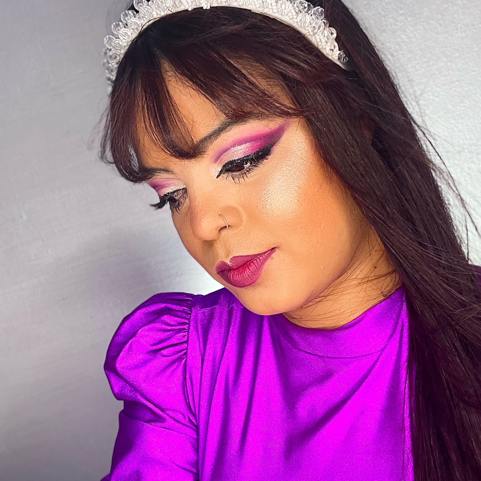 Maquiagem completa pele blindada contorno e cílios