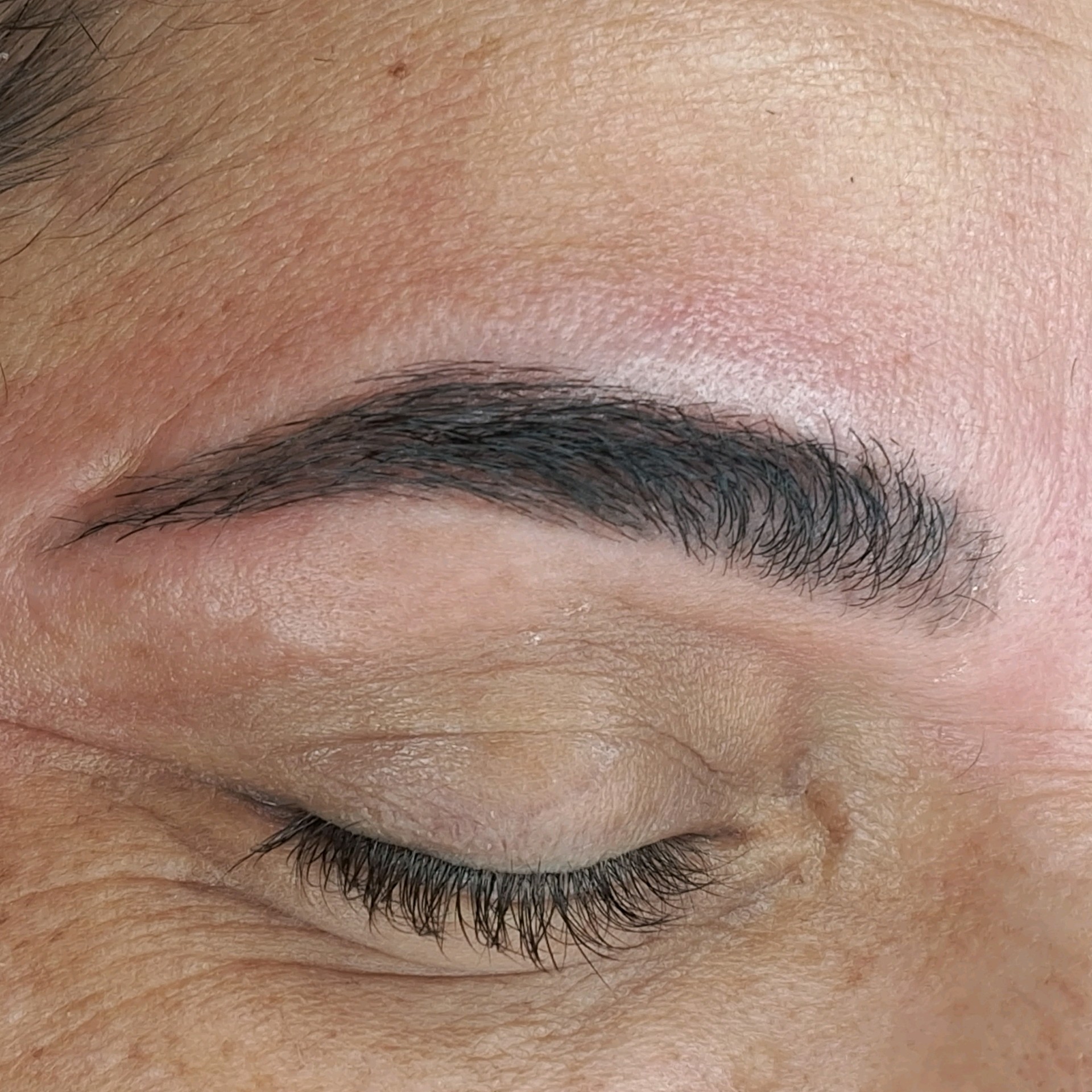 Desing de sobrancelhas/Buço/Queixo