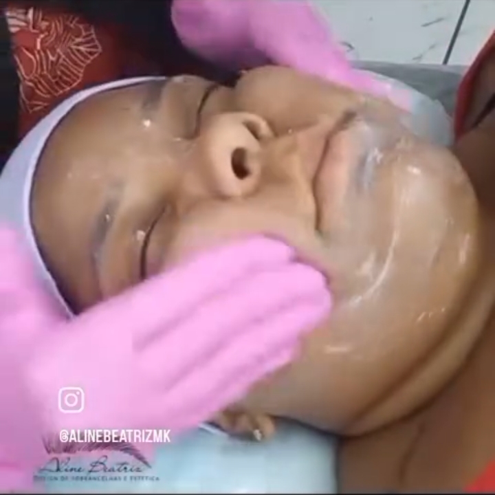 Limpeza de pele simples (limpeza+esfoliação+hidratação)