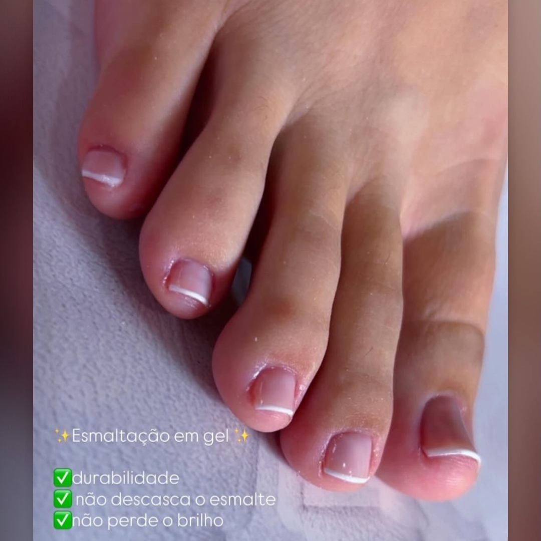 esmaltação em gel no pé