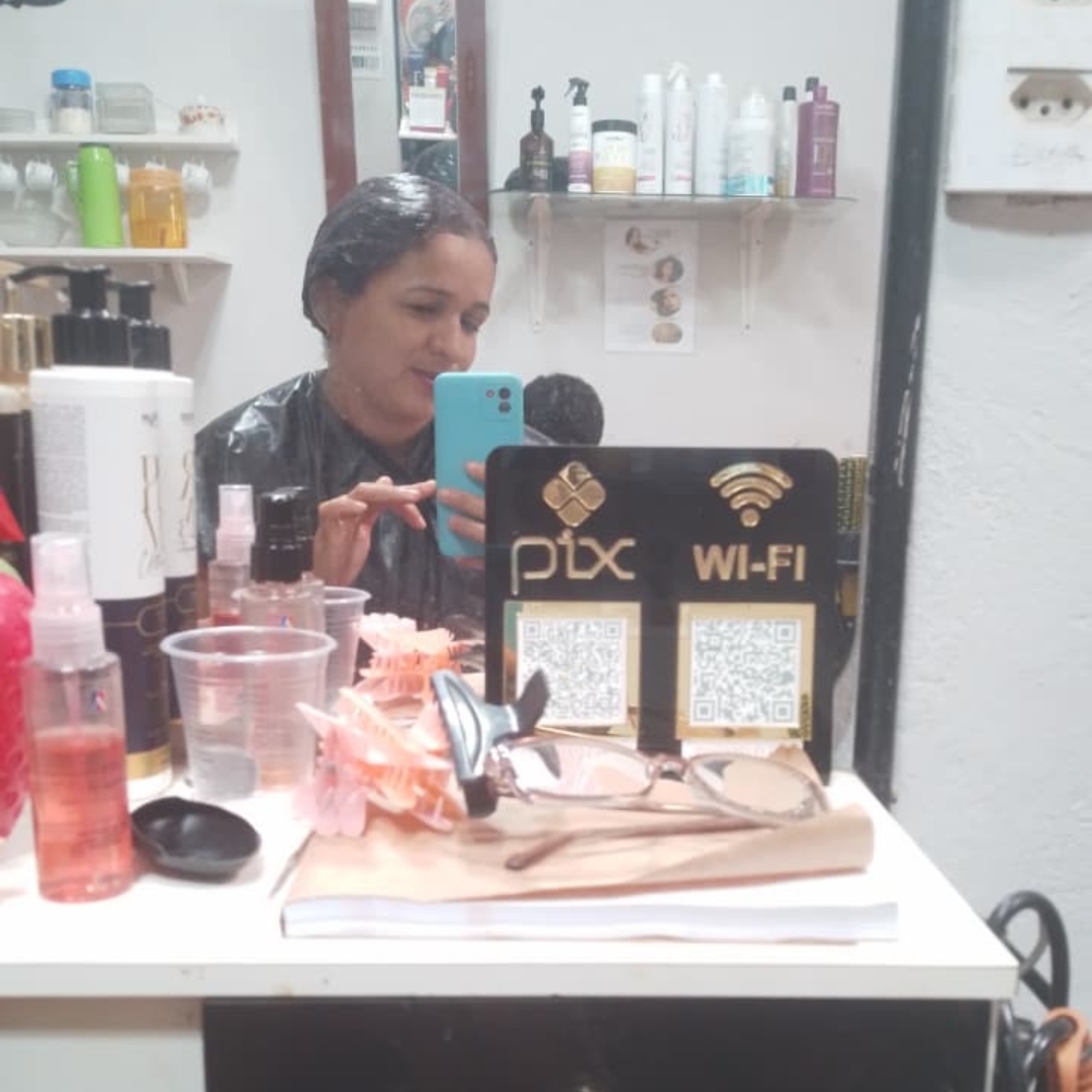 Lavagem,️pré química, aplicação da coloração,pós química  Cabelo P,M 40,00 Cabelo G 50,00