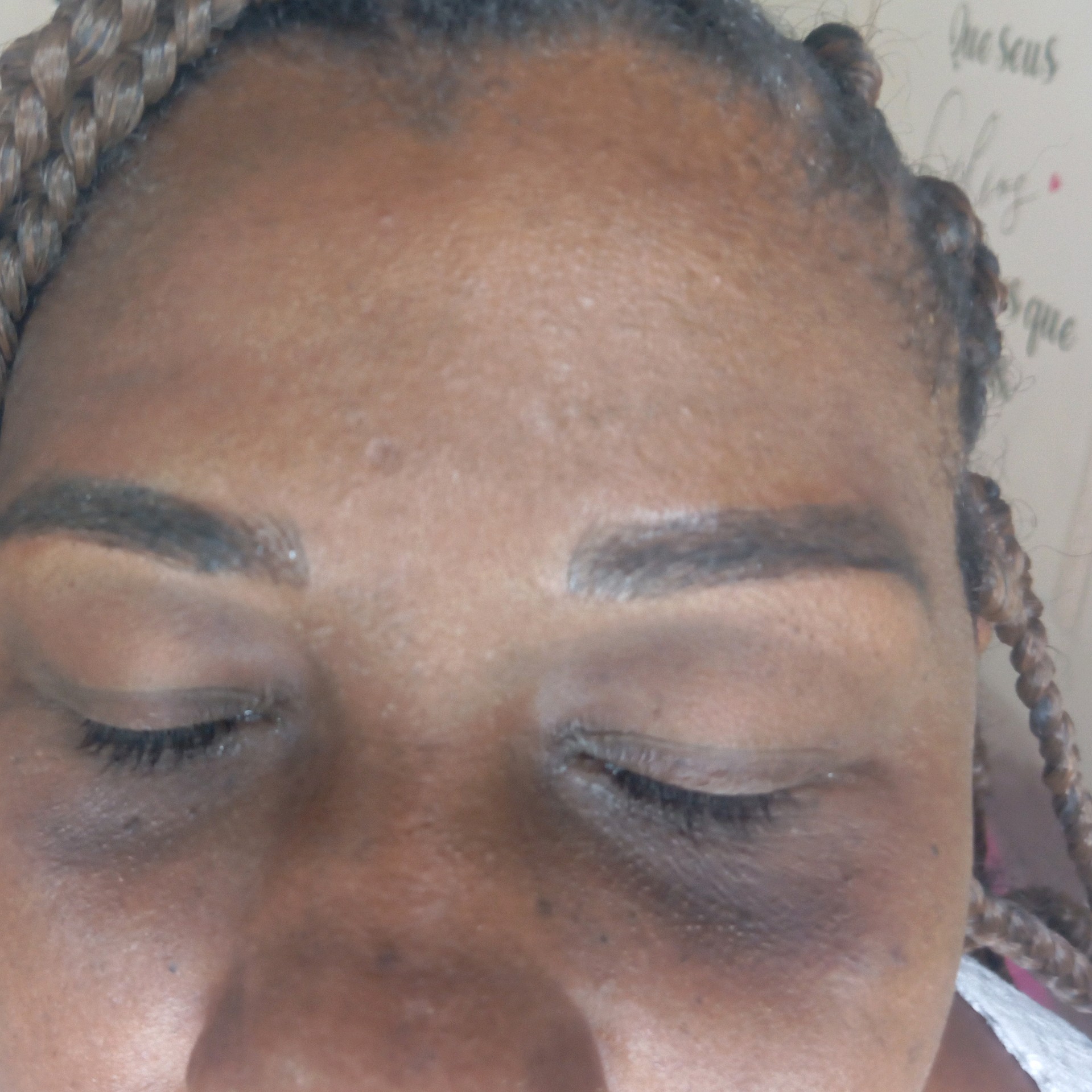 Hena+ Design de sobrancelhas