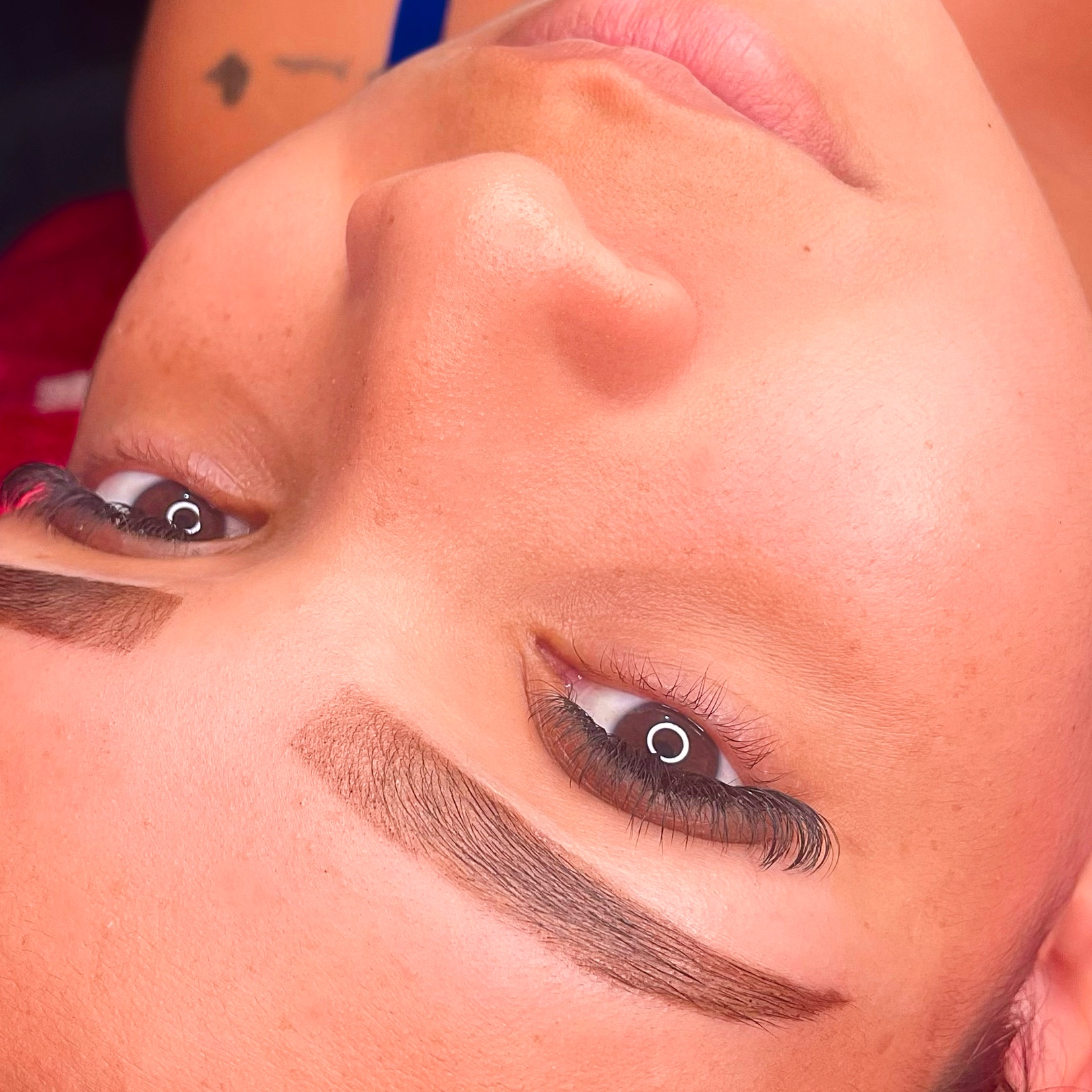 manutenção de cílios tecnológicos