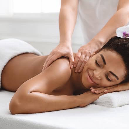 Massagem Relaxante ou Drenagem linfática Corpo Todo