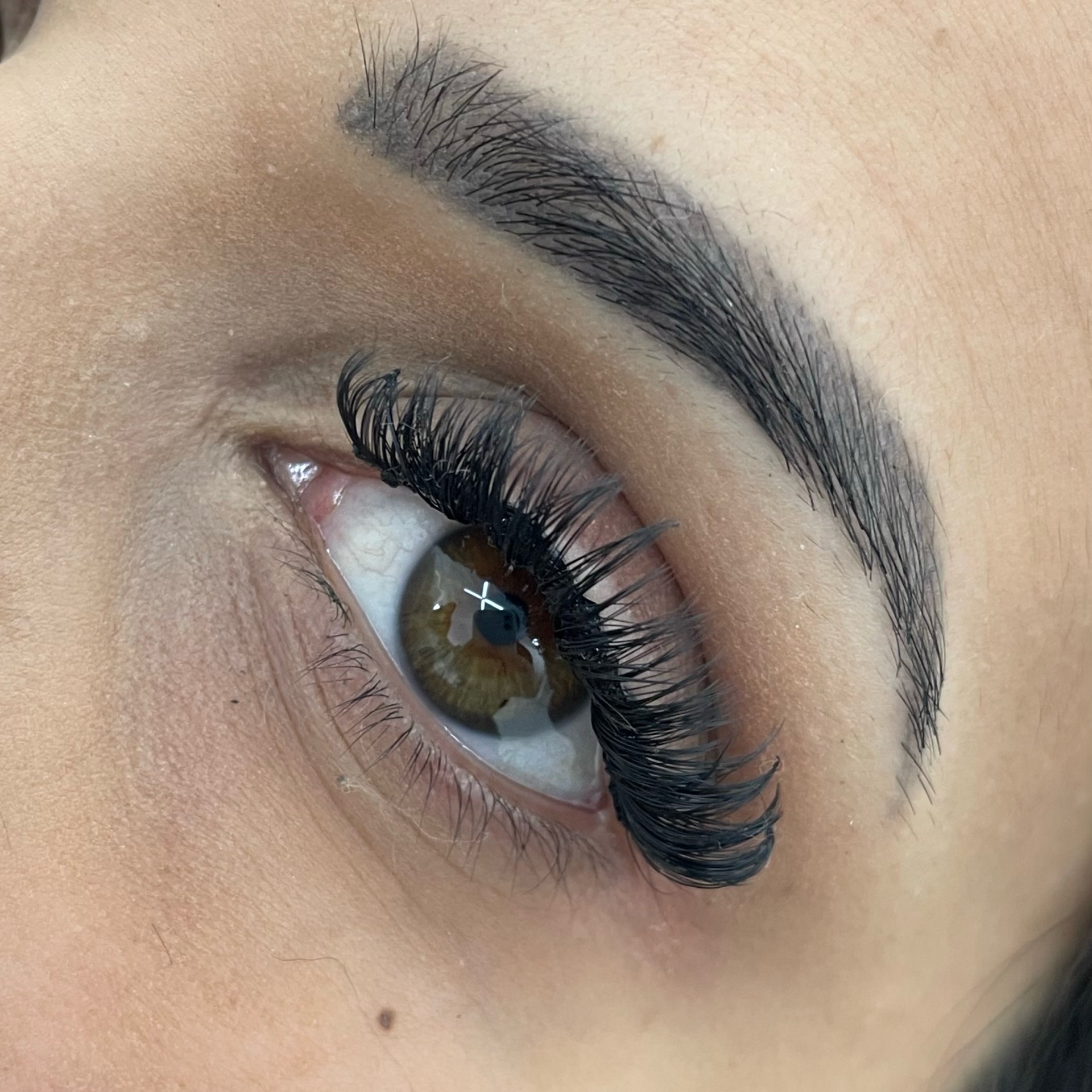 Look Francês cilios tufinho