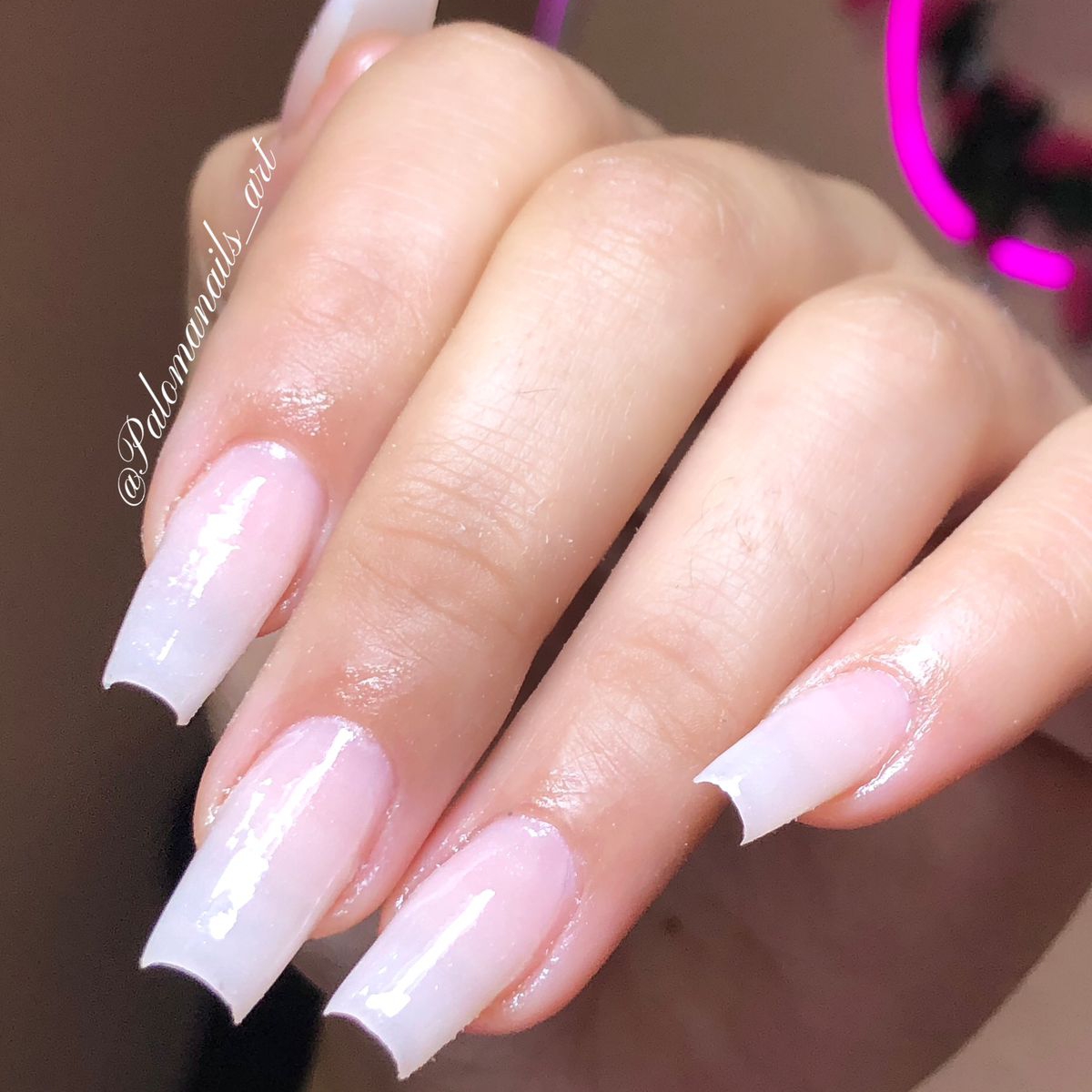Along. Gel na Tips Natural