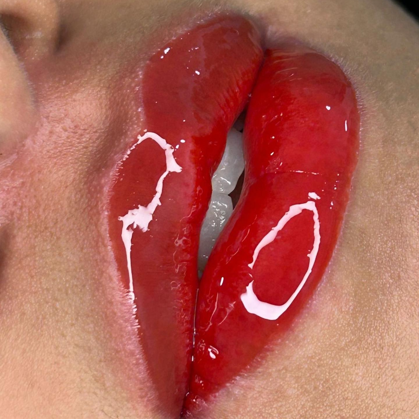 Henna Labial