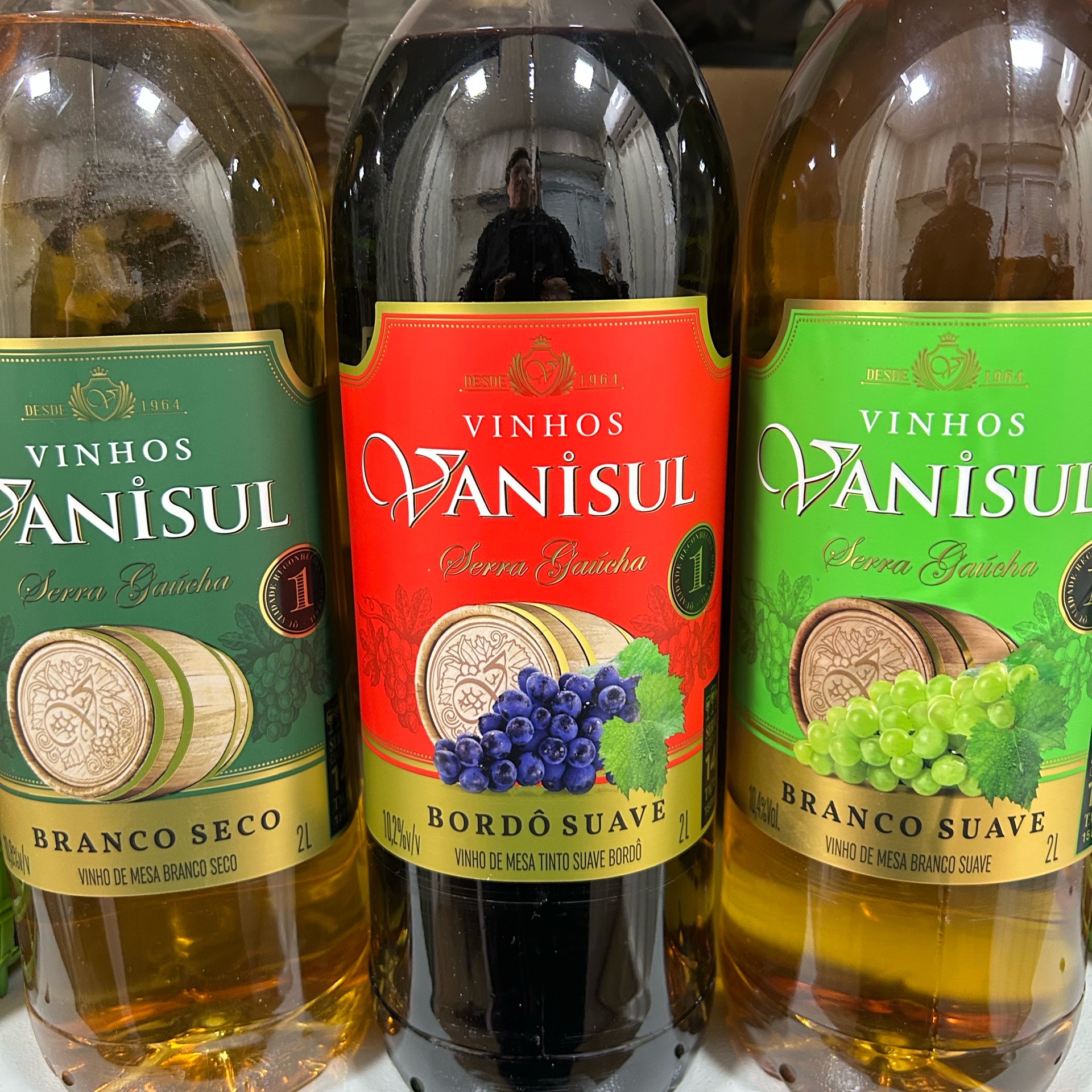 VINHO GARRAFA PET 2 LITROS