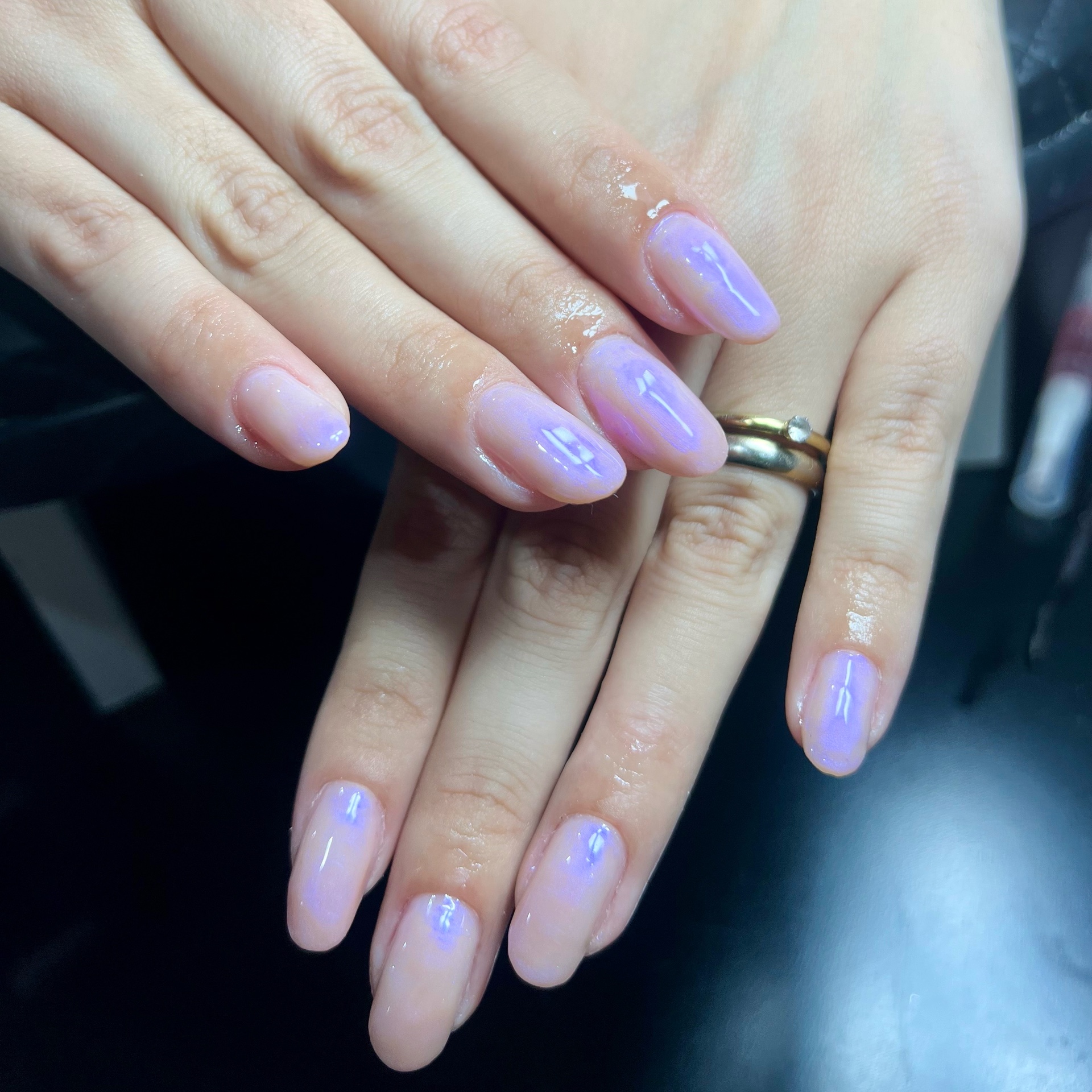 banho de gel em unhas naturais
