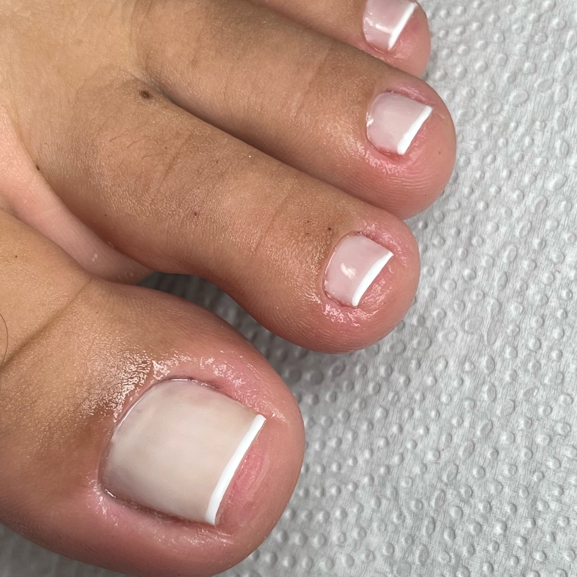 Pedicure + Esmlatacao em gel