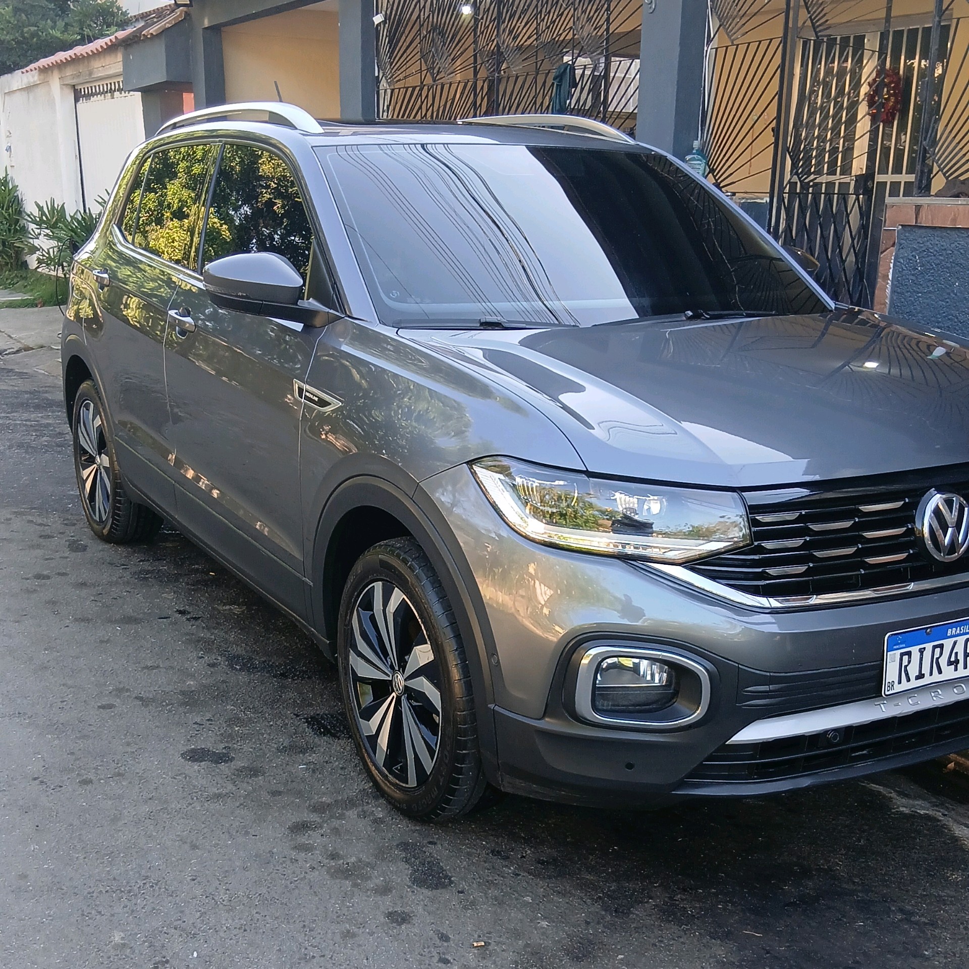 Carro/SUV