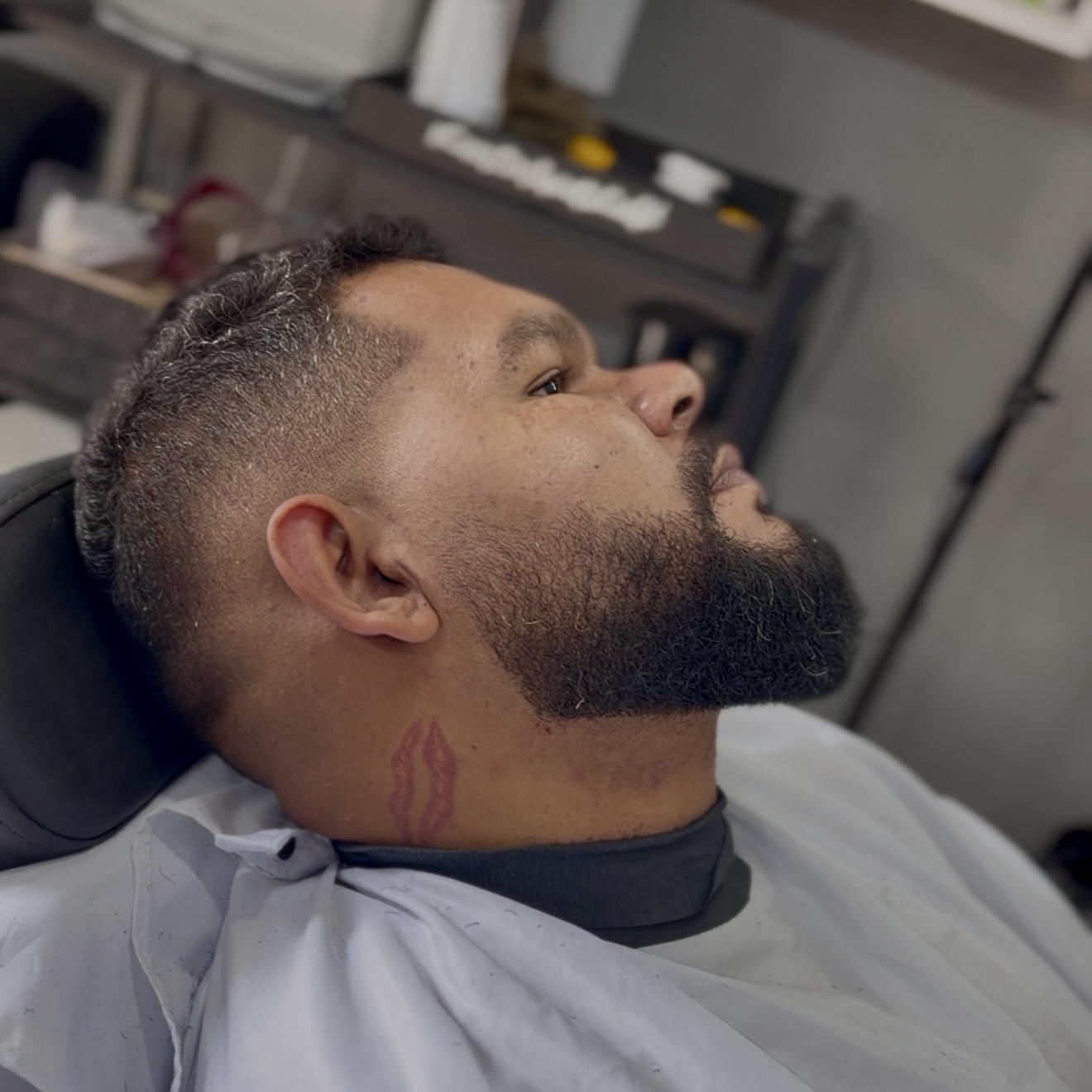 corte barba e sobrancelha